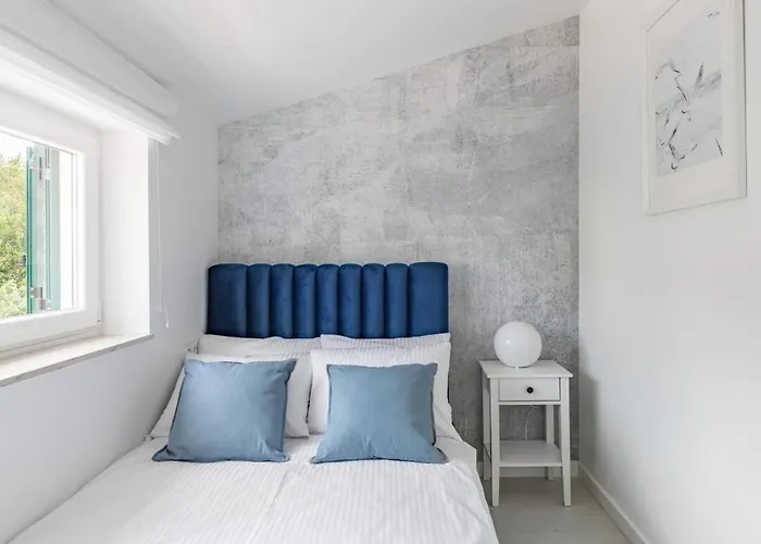 Apartman In Arbanija With Sea View, Terrace, Air Conditioning, Wifi 5139-5 *