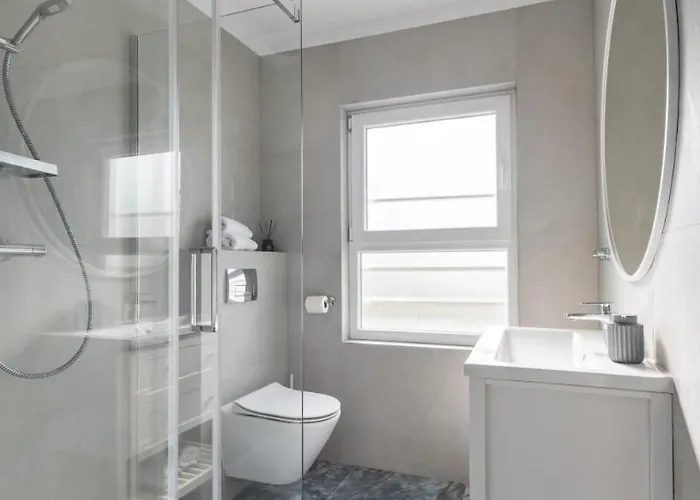 In Arbanija With Sea View, Terrace, Air Conditioning, Wifi 5139-5 טרוגיר