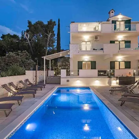 Lägenhet In Arbanija With Sea View, Terrace, Air Conditioning, Wifi 5139-5 *