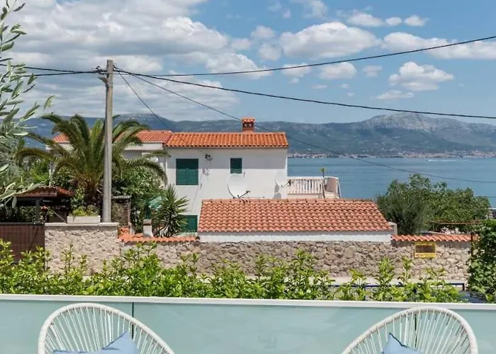 In Arbanija With Sea View, Terrace, Air Conditioning, Wifi 5139-5 Apartment *